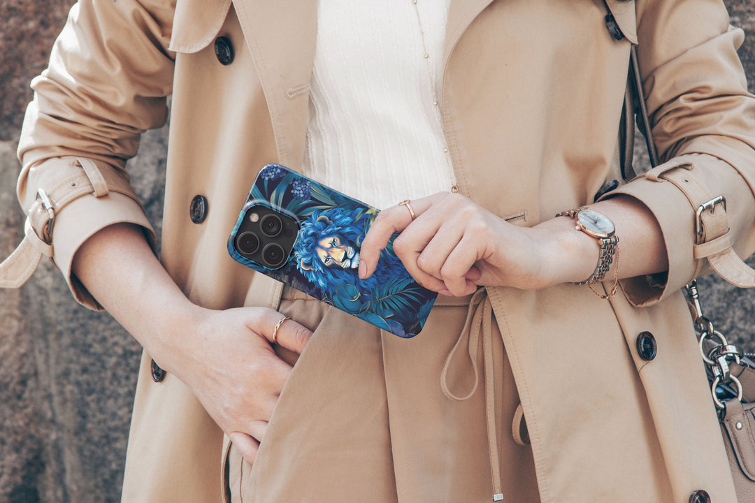 Royal Blue Guardian -   iPhone XS Max - Phonecase By Lollobello