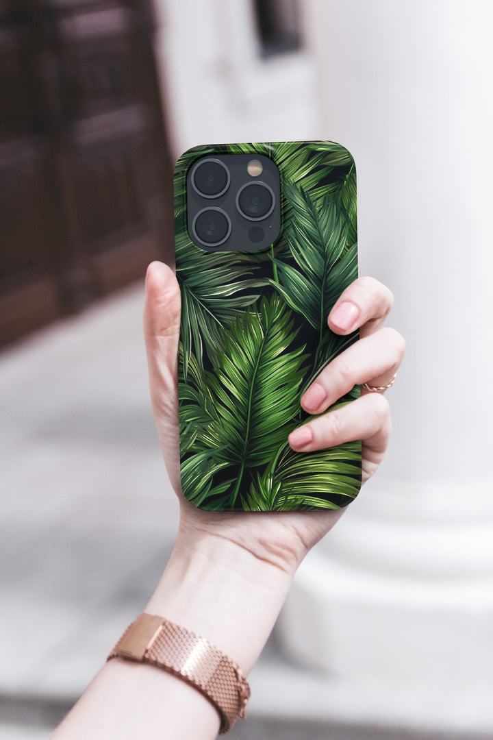 Green Palm Delight -   iPhone 13 - Phonecase By Lollobello