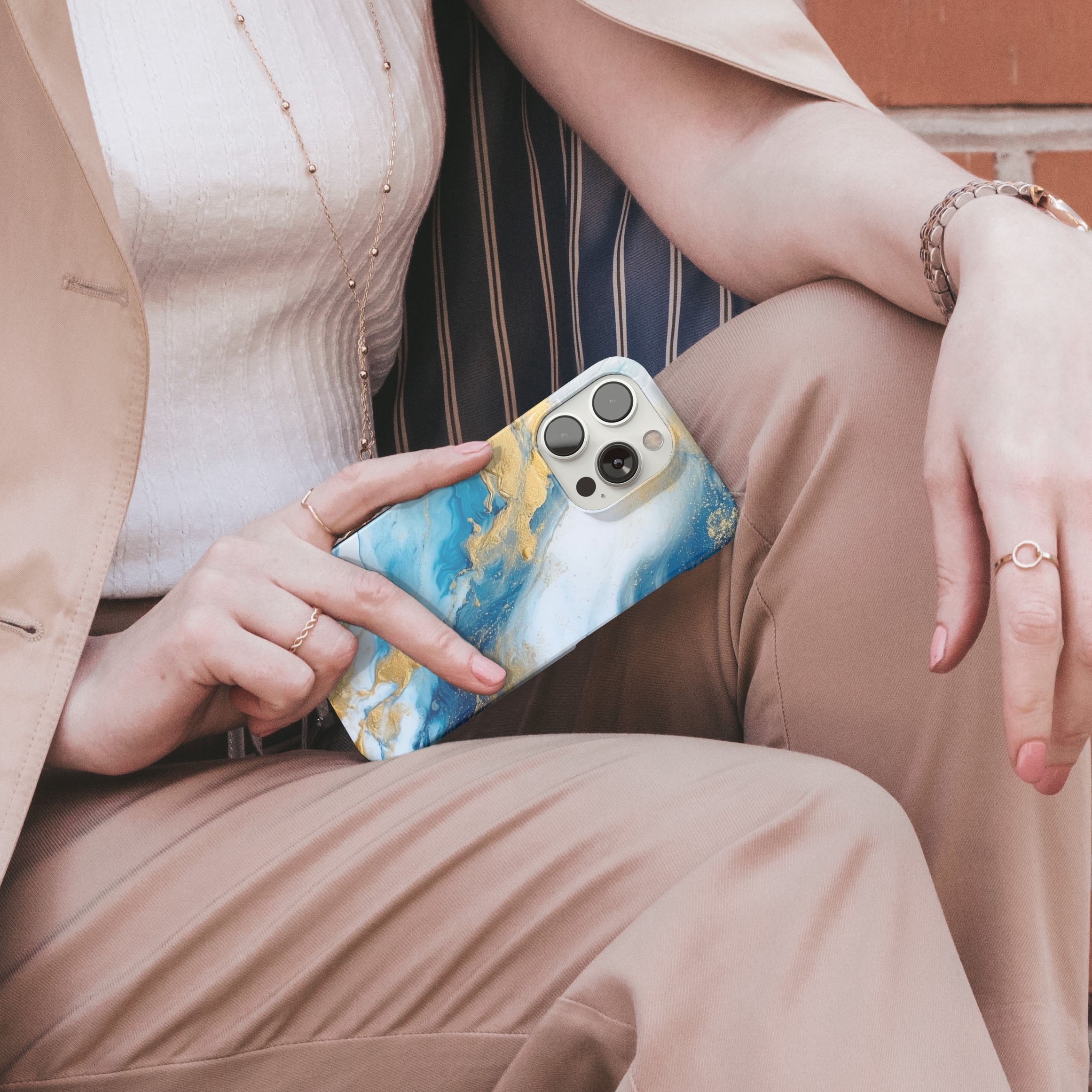 Golden Heaven -   iPhone 11 - Phonecase By Lollobello