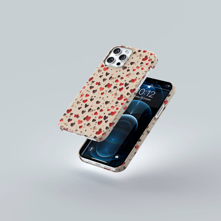 PolkaDot Hearts - iPhone 14 - Fodral från Lollobello