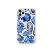 Shells from a Blue Beach - iPhone 11 Pro Max - Telefonväska från Lollobello