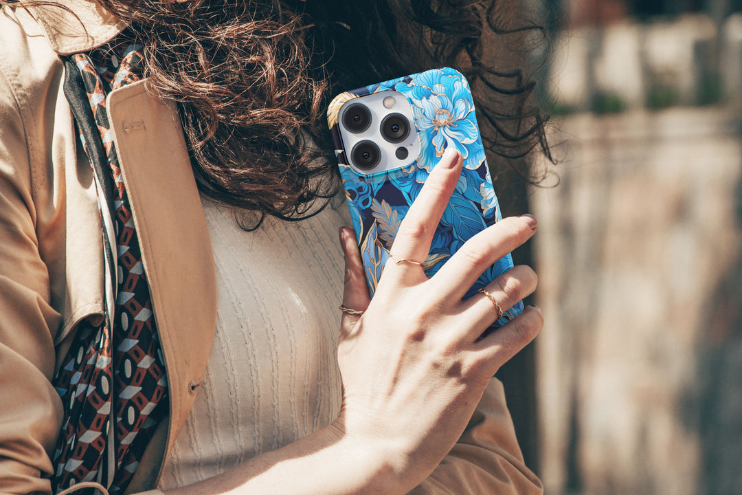 Indigo Petal -   iPhone XS Max - Phonecase By Lollobello